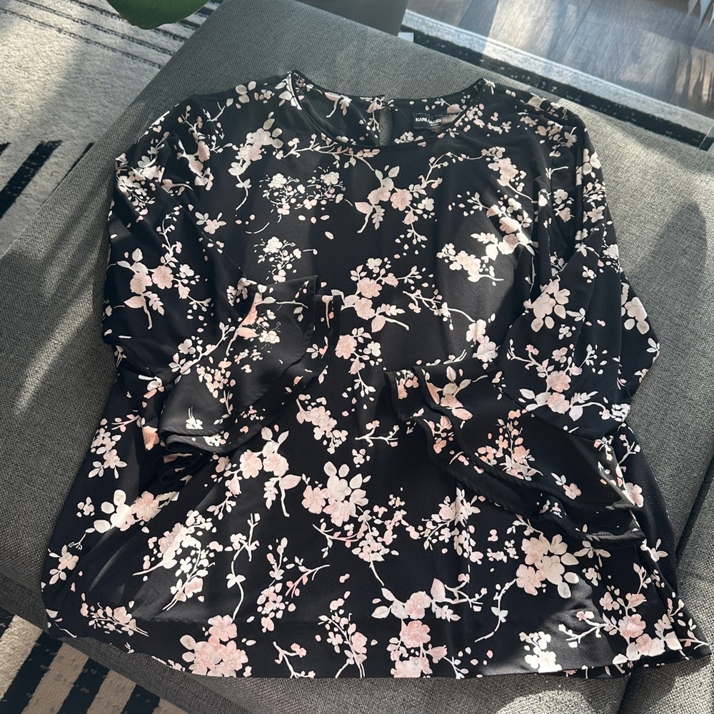 Karl Lagerfeld Black and White Floral Blouse